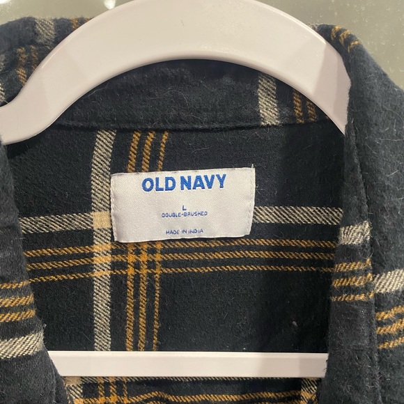 Button down - Picture 2 of 2